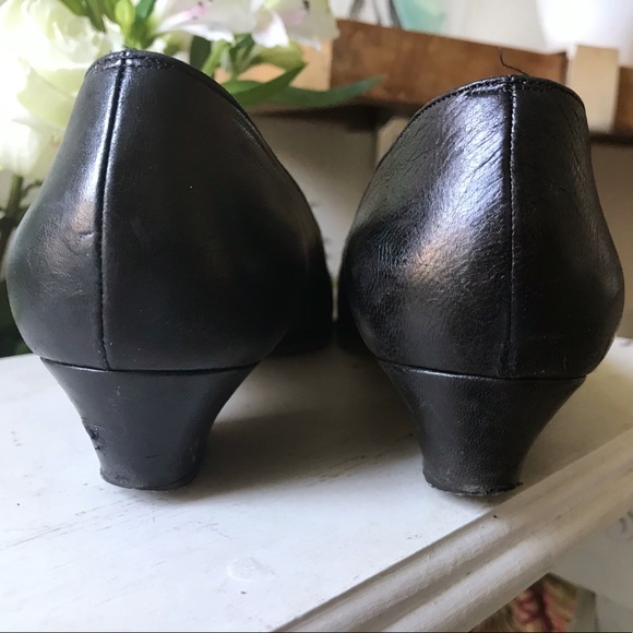 Cole Haan black leather dress shoe - Picture 4 of 16